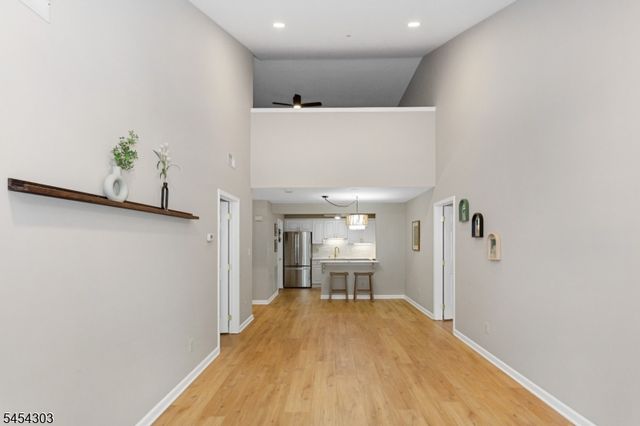 314 Cambridge Dr, Butler Boro, NJ 07405