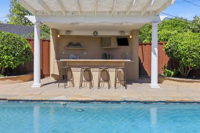 651 Larkmead Court, San Jose, CA 95117