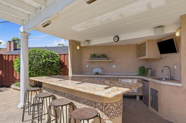 651 Larkmead Court, San Jose, CA 95117