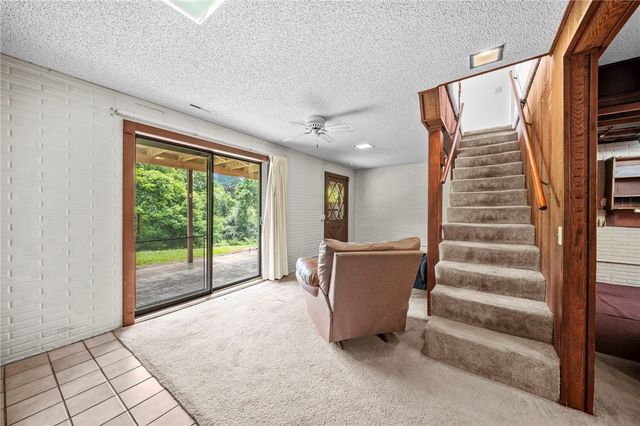 1810 Little Flock Drive, Little Flock, AR 72756