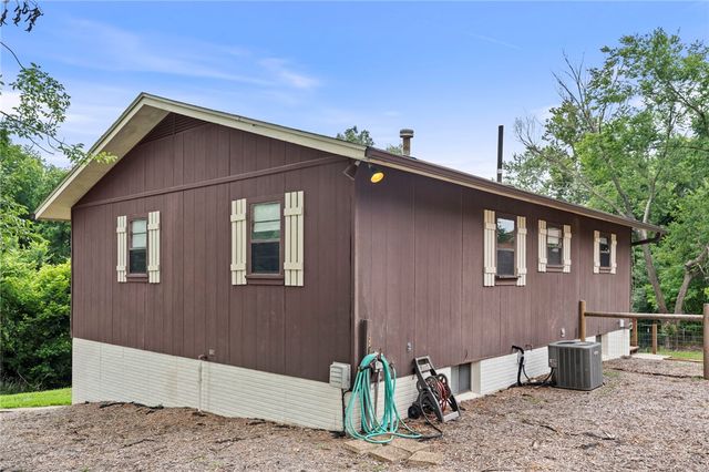 1810 Little Flock Drive, Little Flock, AR 72756