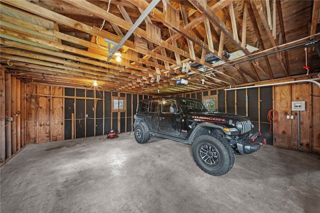 1810 Little Flock Drive, Little Flock, AR 72756