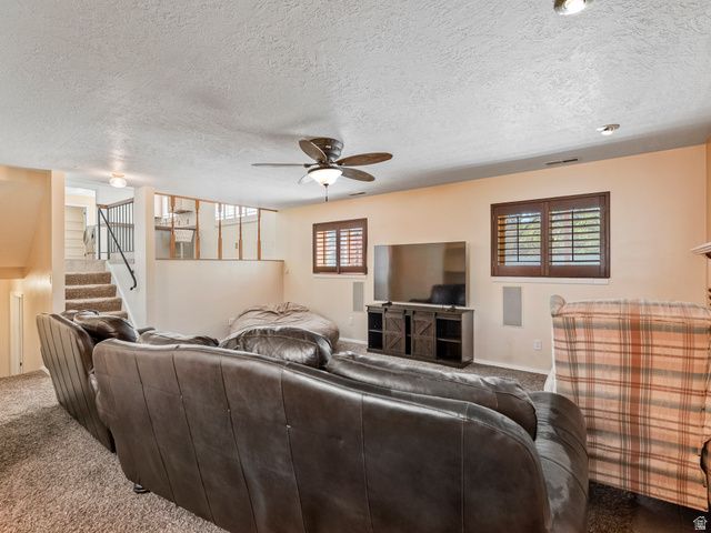 5547 S HARVEY HEIGHTS DR, Taylorsville, UT 84129