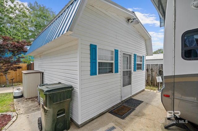 77 Horn Drive, Lillian, AL 36549