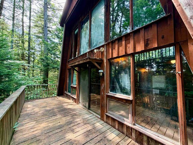 1018 South Hill Road, Jamaica, VT 05343