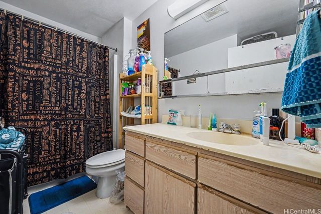 94-520 Kupuohi Street 14101, Waipahu, HI 96797