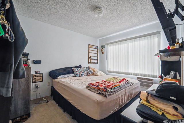 94-520 Kupuohi Street 14101, Waipahu, HI 96797