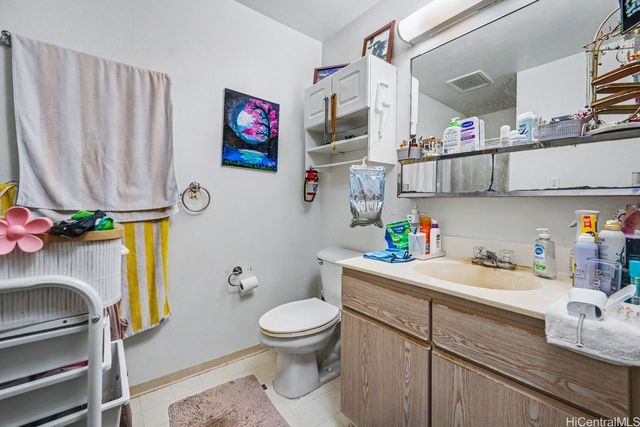 94-520 Kupuohi Street 14101, Waipahu, HI 96797