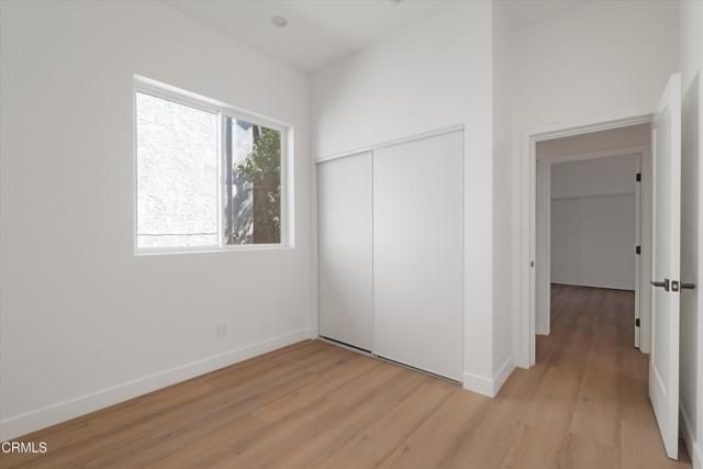 10558 Encino Avenue, Granada Hills (los Angeles), CA 91344