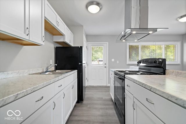 7250 E 34th Place, Indianapolis, IN 46226