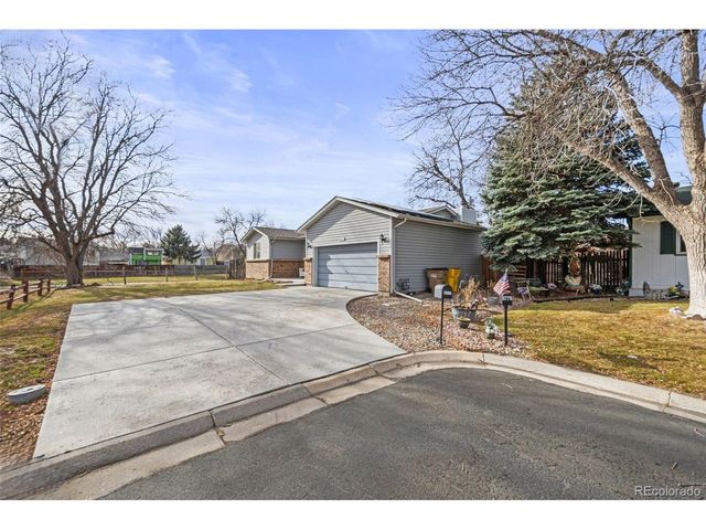 8777 Everett Ct, Arvada, CO 80005