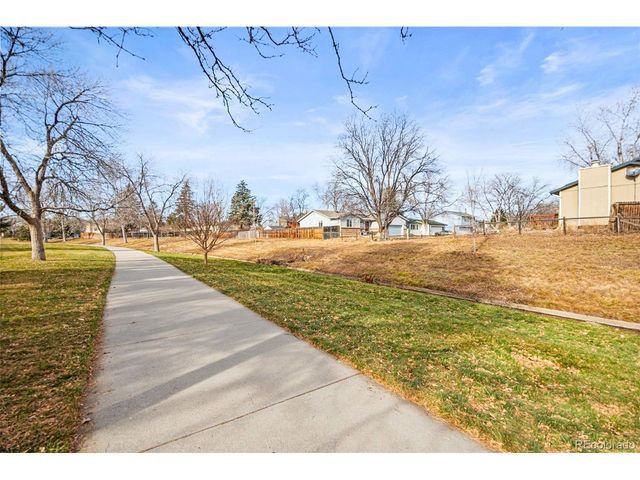 8777 Everett Ct, Arvada, CO 80005