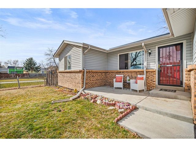 8777 Everett Ct, Arvada, CO 80005