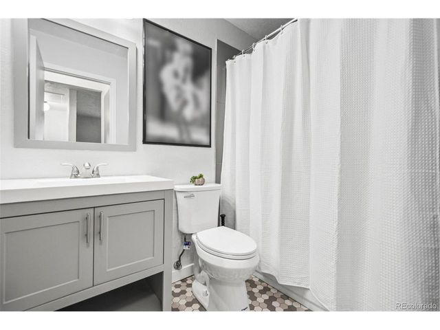 8777 Everett Ct, Arvada, CO 80005