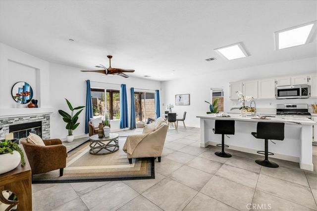 3773 Mission Peak, Palm Springs, CA 92262