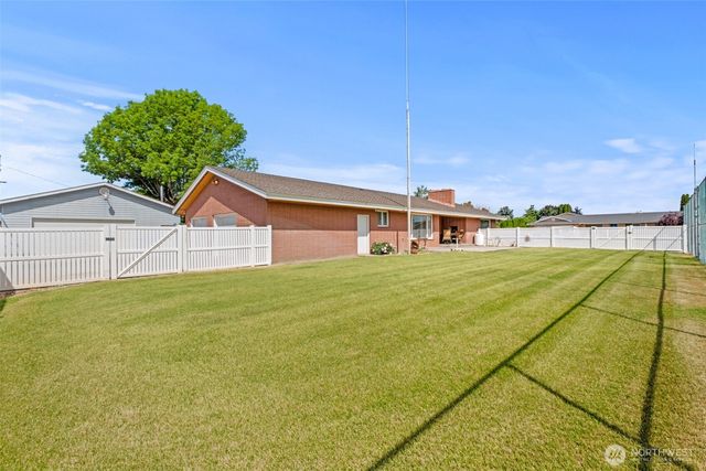 742 I Street SW, Quincy, WA 98848