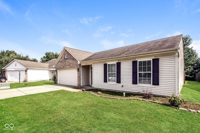 1079 Spring Meadow Court, Franklin, IN 46131