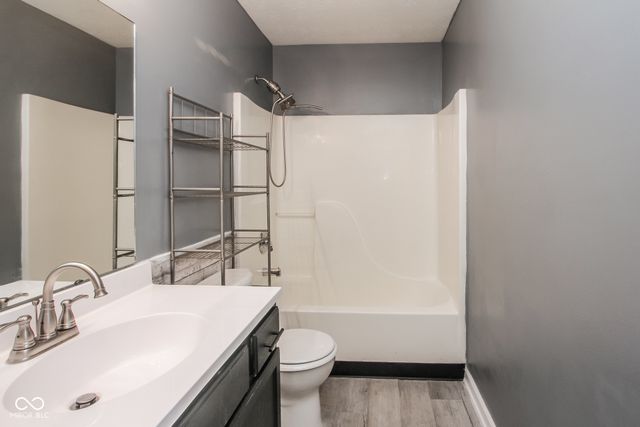 1079 Spring Meadow Court, Franklin, IN 46131