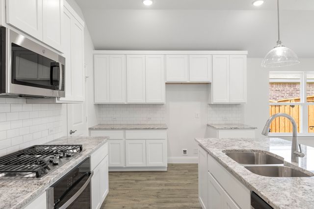 2014 Brackett Pond Road, Forney, TX 75126