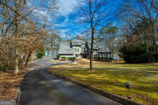 2010 Foxcroft Drive, Lagrange, GA 30240