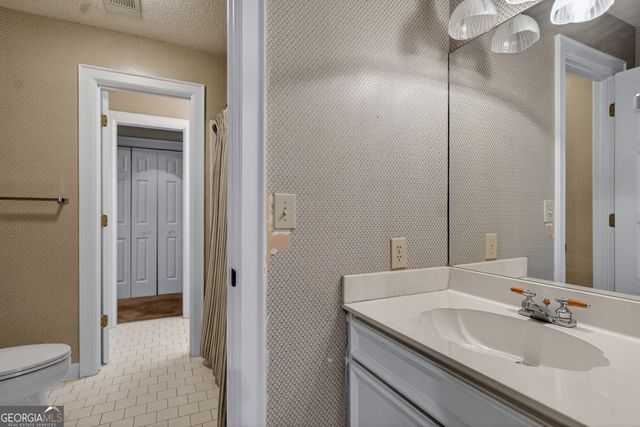 2010 Foxcroft Drive, Lagrange, GA 30240