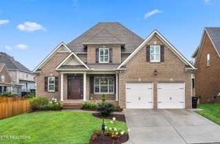 7913 Rustic Oak Drive, Knoxville, TN 37919