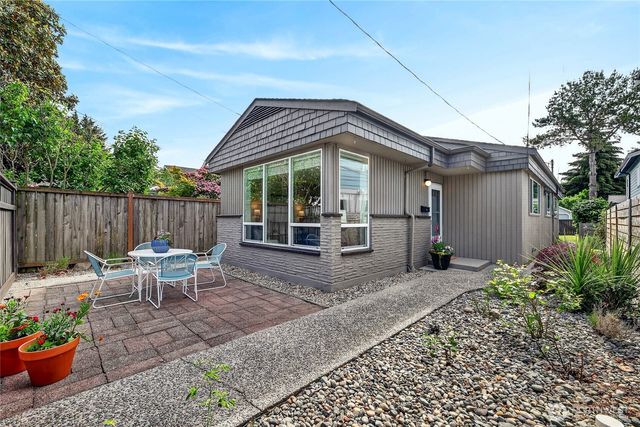 3039 61st Avenue SW, Seattle, WA 98116