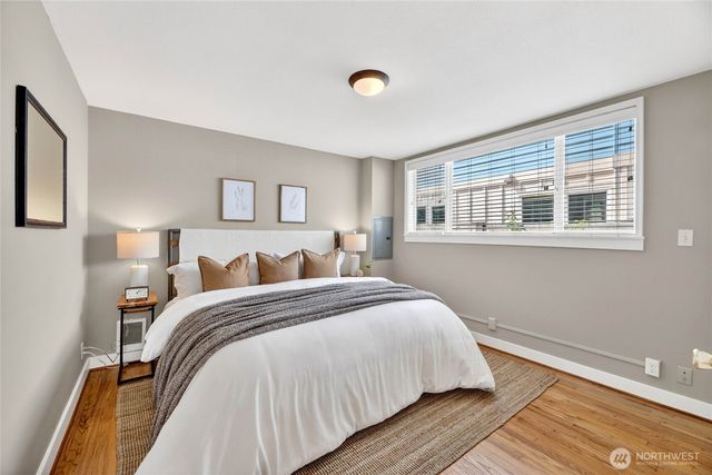 3039 61st Avenue SW, Seattle, WA 98116