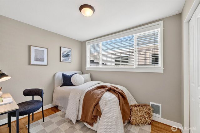 3039 61st Avenue SW, Seattle, WA 98116