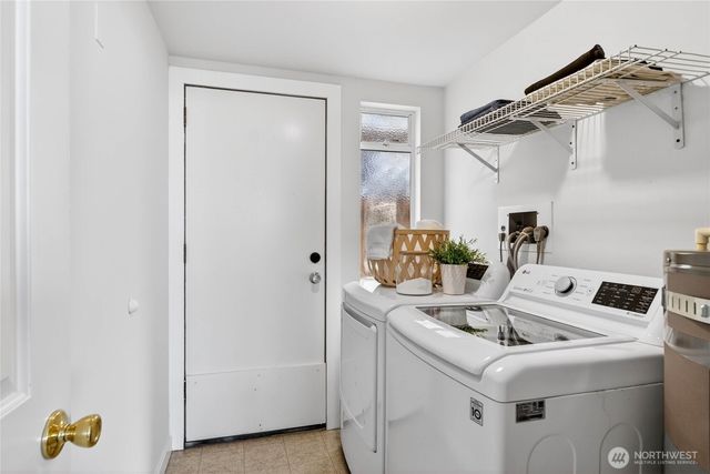 3039 61st Avenue SW, Seattle, WA 98116