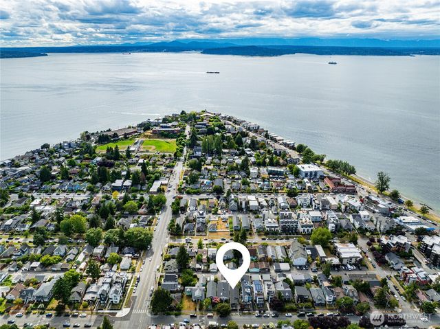 3039 61st Avenue SW, Seattle, WA 98116