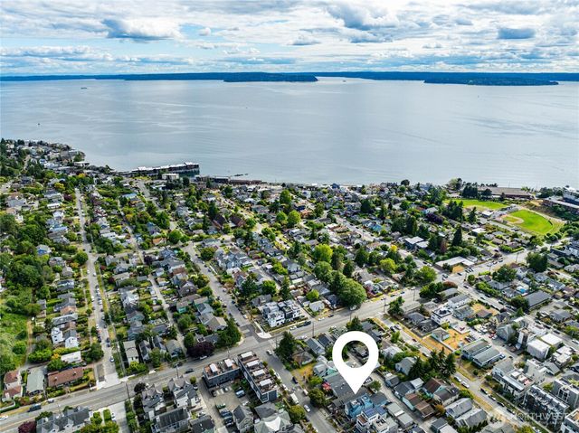 3039 61st Avenue SW, Seattle, WA 98116