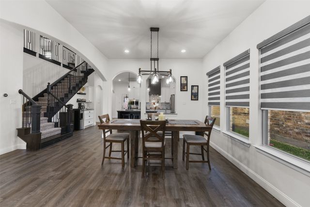 1705 Prestwick Lane, Ennis, TX 75119