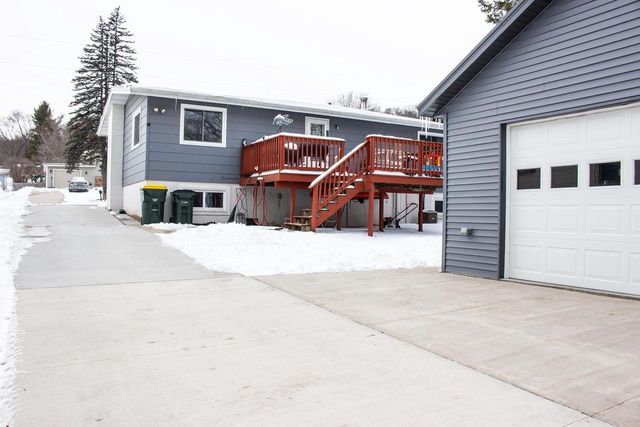 2145 E Preston Drive, Richland Center, WI 53581