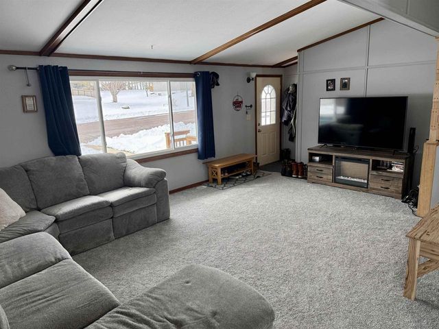 2145 E Preston Drive, Richland Center, WI 53581