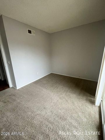 2820 E KATHLEEN Road, Phoenix, AZ 85032