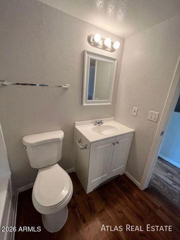 2820 E KATHLEEN Road, Phoenix, AZ 85032