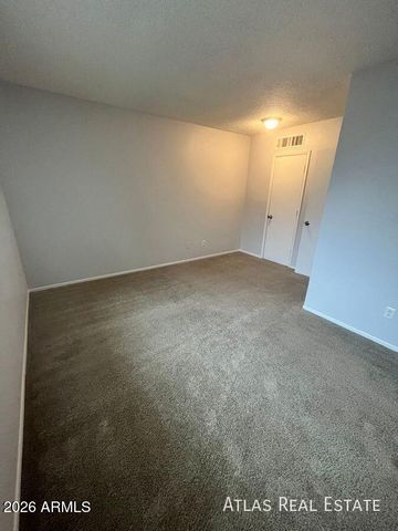 2820 E KATHLEEN Road, Phoenix, AZ 85032