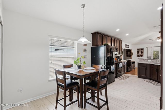 9526 BEMBRIDGE MILL Drive, Jacksonville, FL 32244