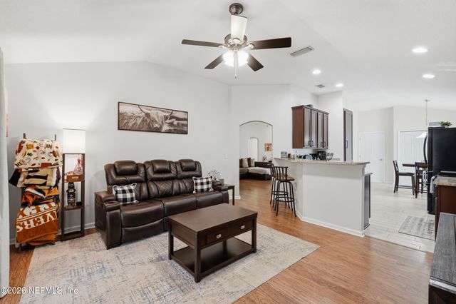 9526 BEMBRIDGE MILL Drive, Jacksonville, FL 32244