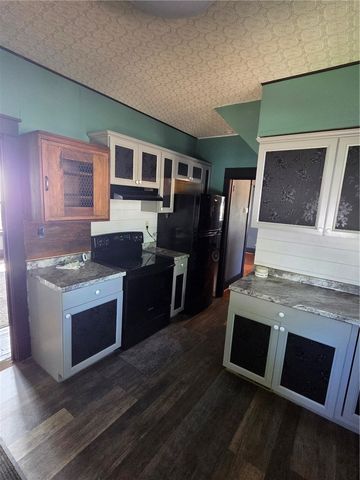 15 Areford St, North Union Twp, PA 15401