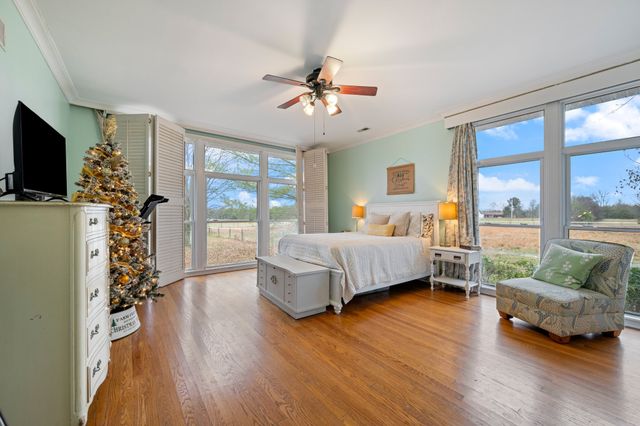 1015 Anderton Rd, Bell Buckle, TN 37020