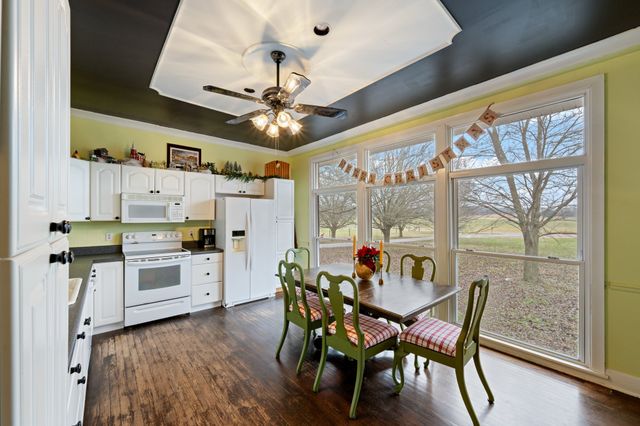 1015 Anderton Rd, Bell Buckle, TN 37020