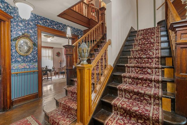 1016 N 29th STREET, Milwaukee, WI 53208