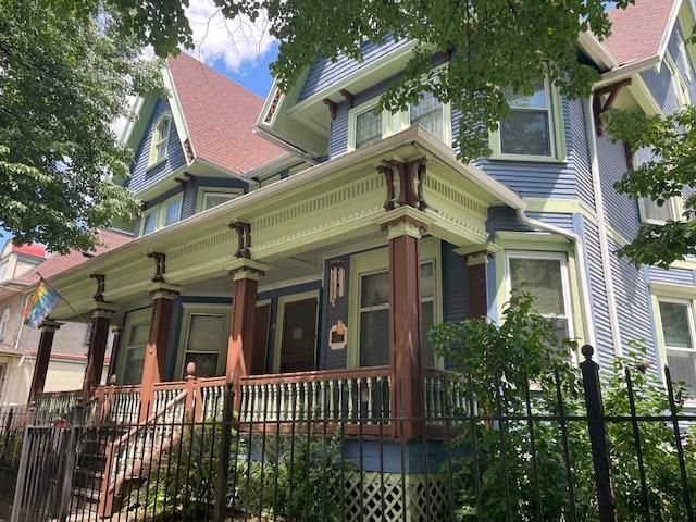 1016 N 29th STREET, Milwaukee, WI 53208