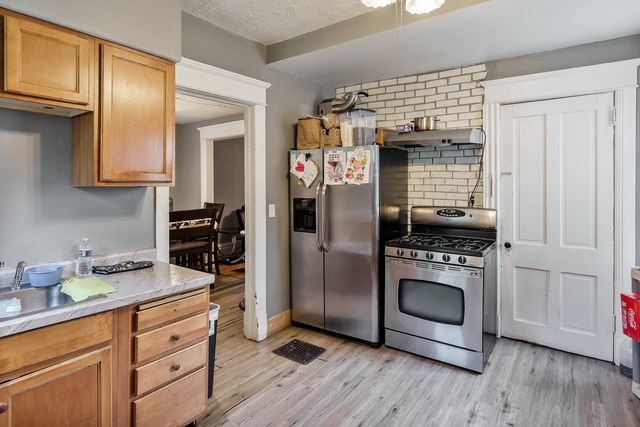1121 Preston Street, Rockford, IL 61102