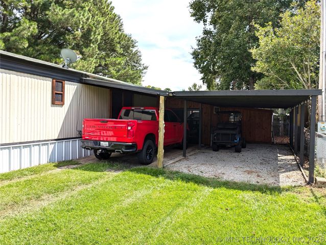 105 Circle Drive, Eufaula, OK 74432