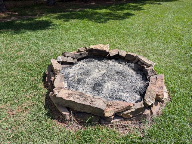 105 Circle Drive, Eufaula, OK 74432