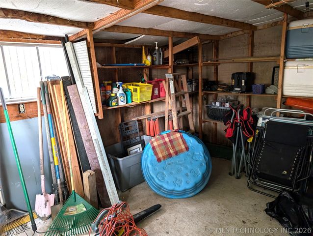 105 Circle Drive, Eufaula, OK 74432