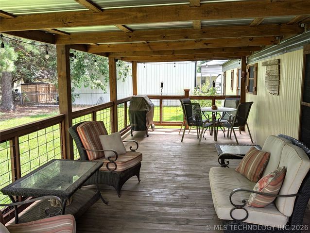 105 Circle Drive, Eufaula, OK 74432